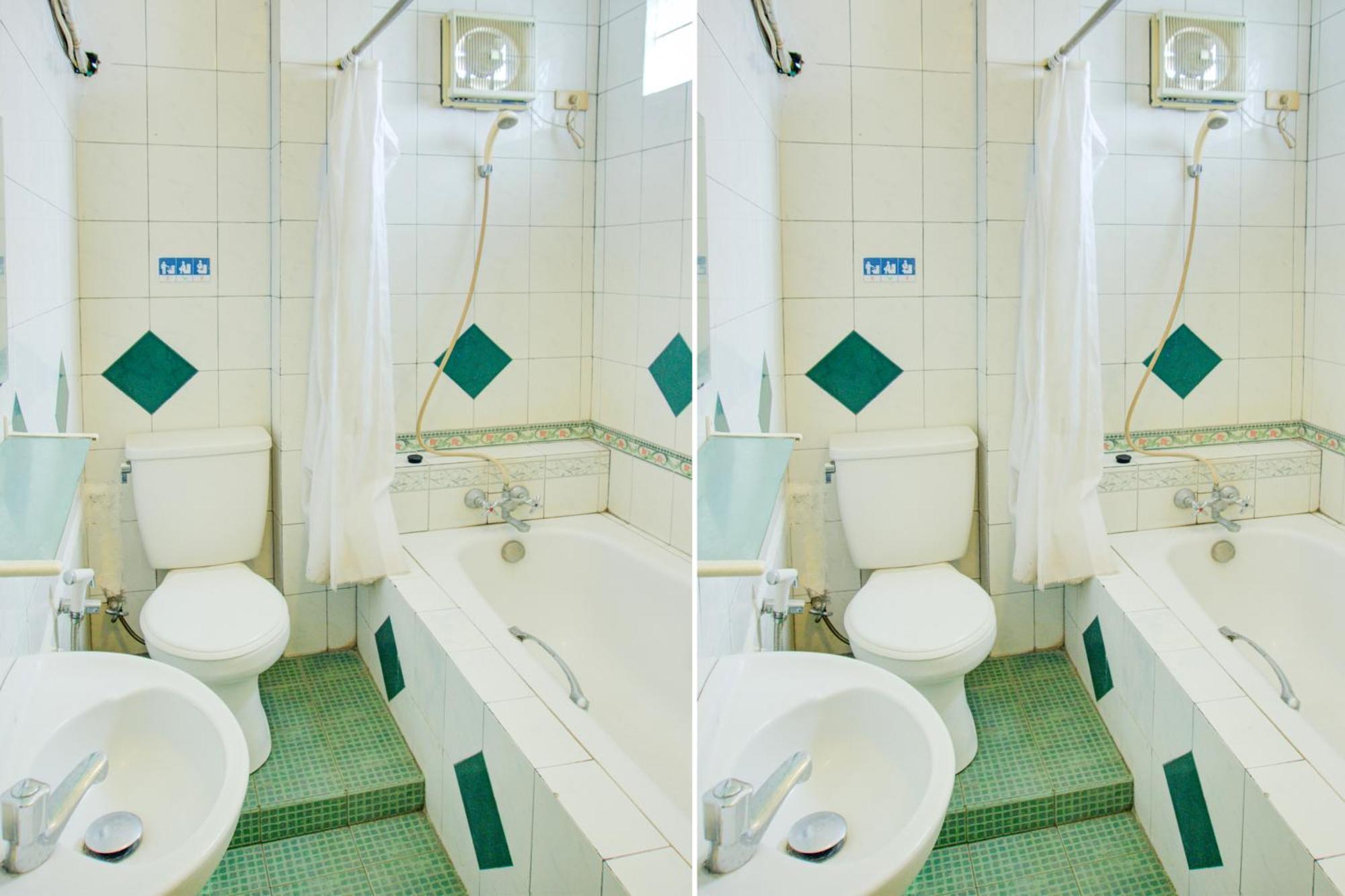 Townhouse Oak Palembang Near Jembatan Ampera Formerly Azzura Hotel エクステリア 写真